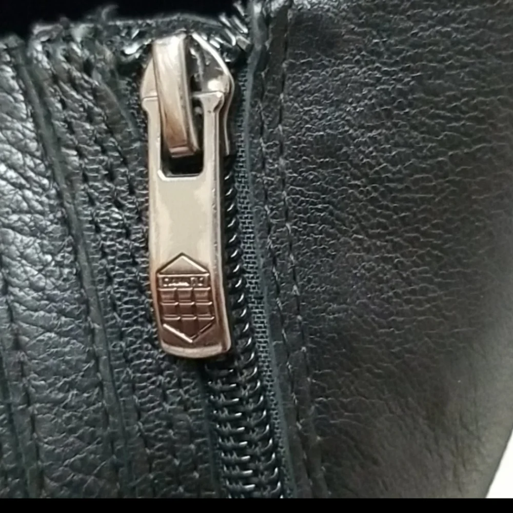 Vince Camuto vince camuto